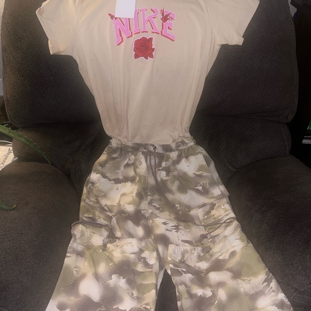 Nike Pink Rose Logo tee with matching Camo Nike Cargo pants